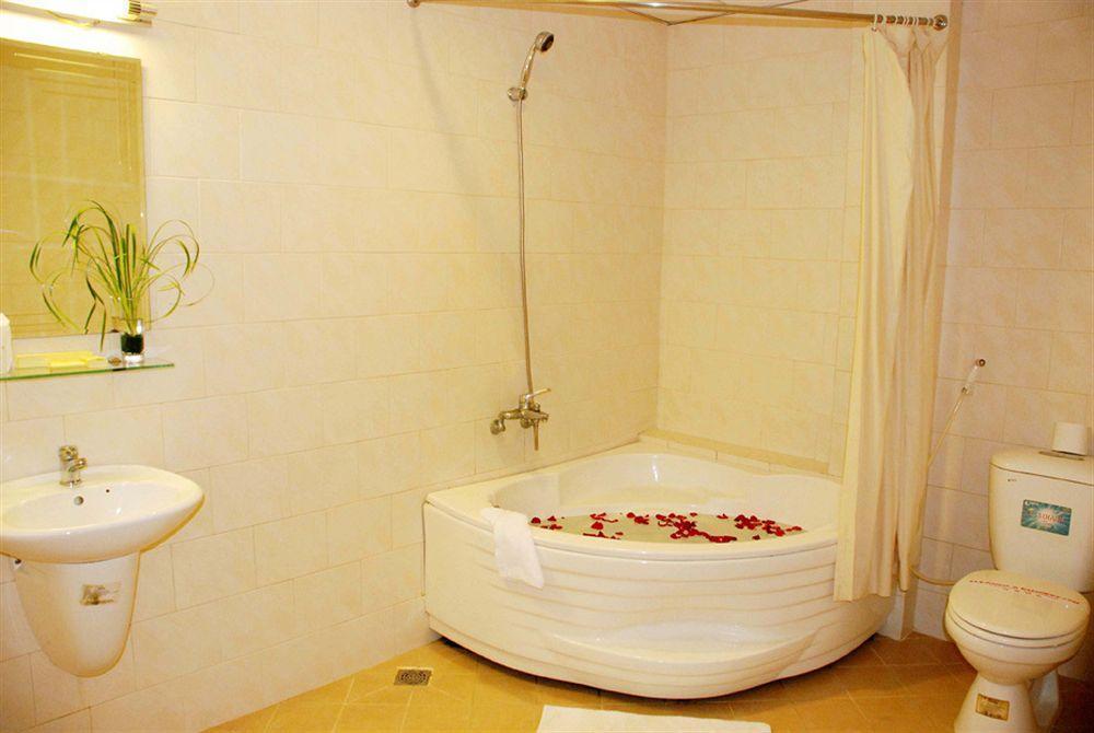 Nam De Hotel Хошимин Екстериор снимка